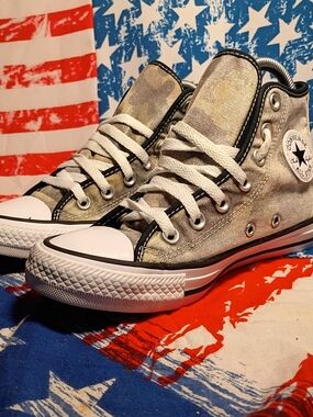 Converse You High Top Sneakers in Light Gray and White Men's 4, Women's 6